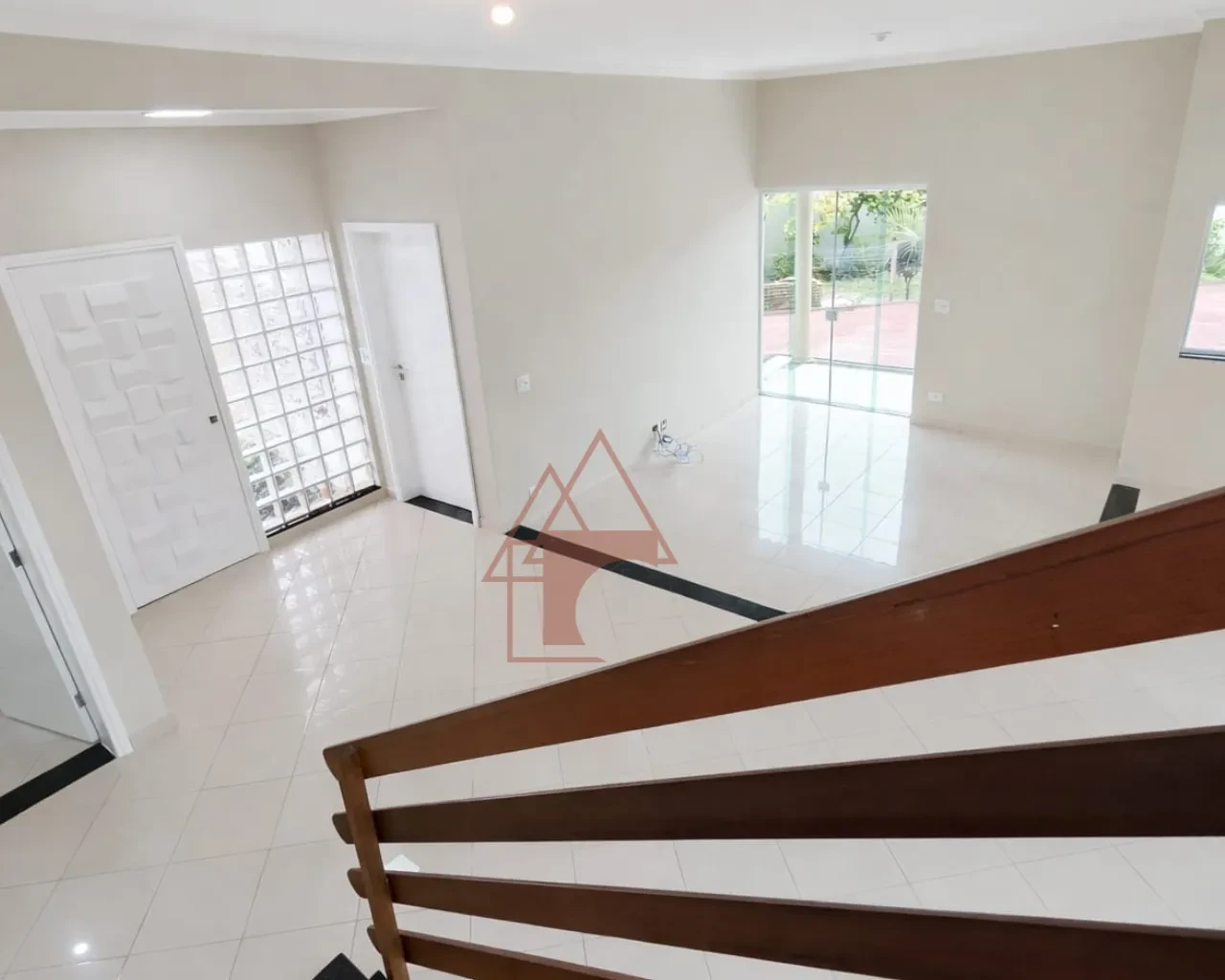 Imagem Sobrado com 3 Quartos à Venda, 247 m² em Parque São Luis - Cubatão