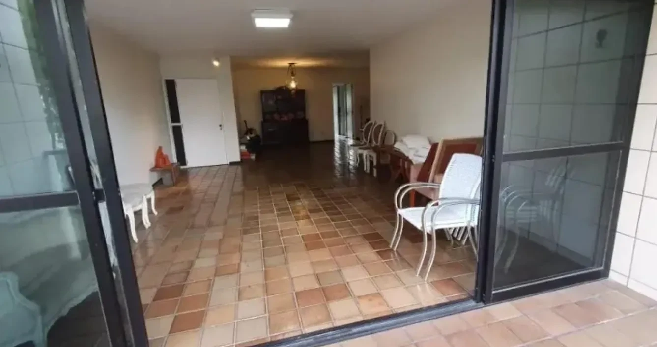 Imagem Apartamento com 4 Quartos à Venda, 176 metros em Parnamirim - Recife