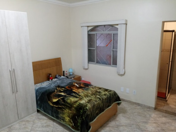 Casa com 5 Quartos à Venda, 310 m² em Taguatinga Norte (Taguatinga) - Brasília