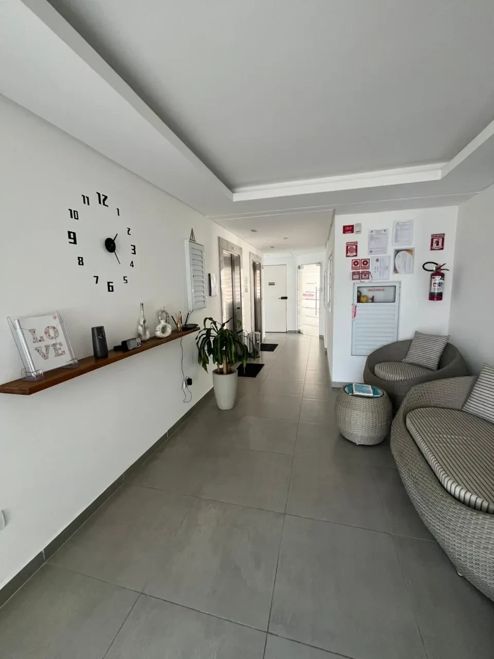 Imagem Apartamento com 2 Quartos à Venda, 67 m² em Guilhermina - Praia Grande