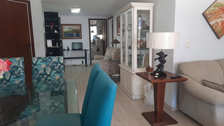 Imagem Apartamento com 3 Quartos para Alugar, 135 m²em Pitangueiras - Guarujá