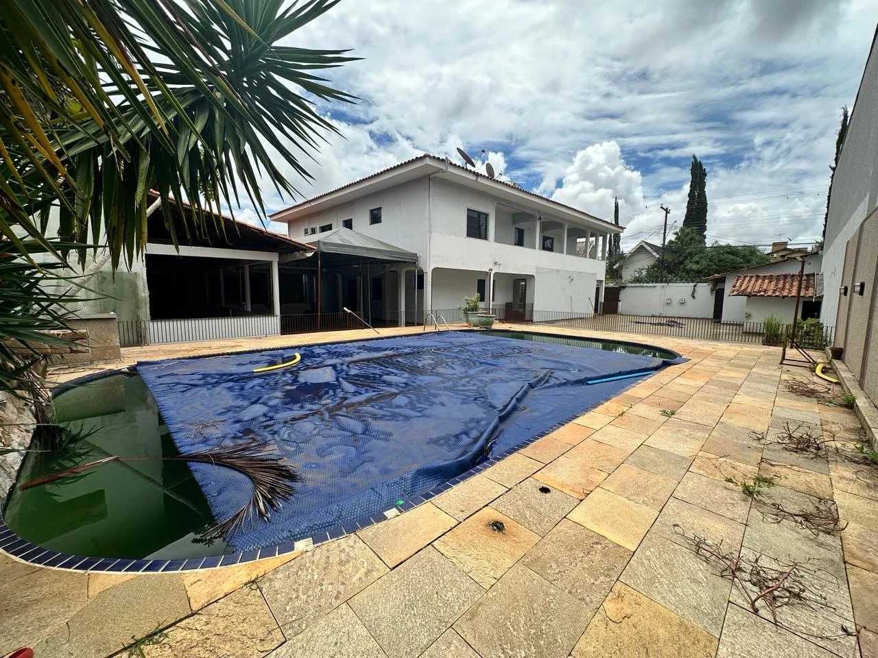 Imagem Sobrado com 6 Quartos à Venda, 411 m² em Setor Jaó - Goiânia Imagem Sobrado com 6 Quartos à Venda, 411 m² em Setor Jaó - Goiânia