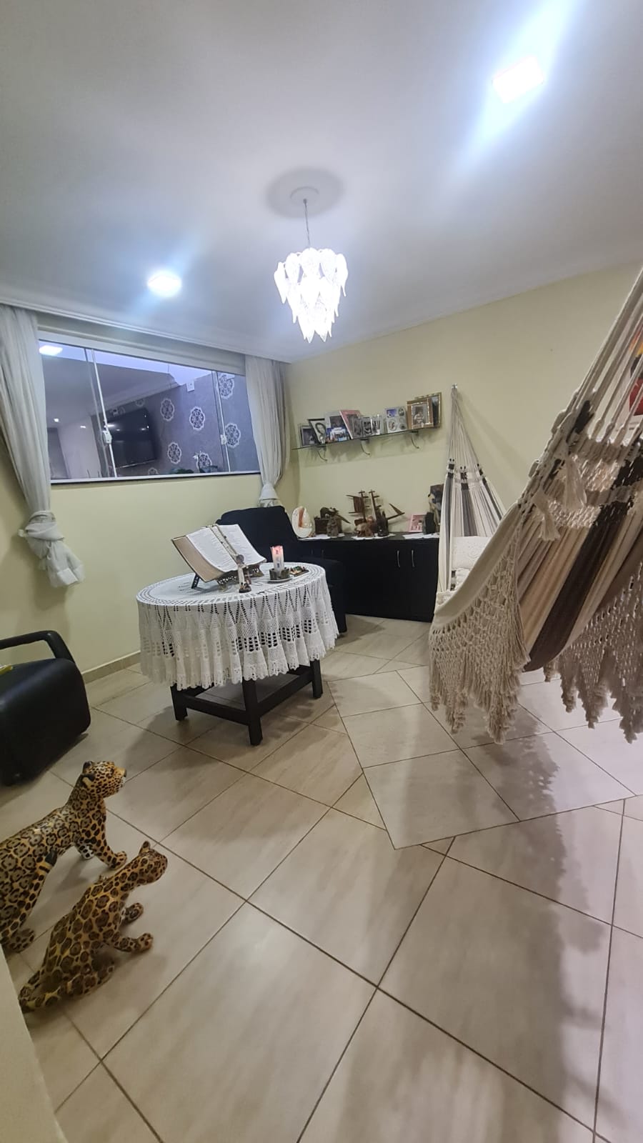 Foto do imóvel: Casa com 3 Quartos à Venda, 400 m² em Portão - Curitiba
