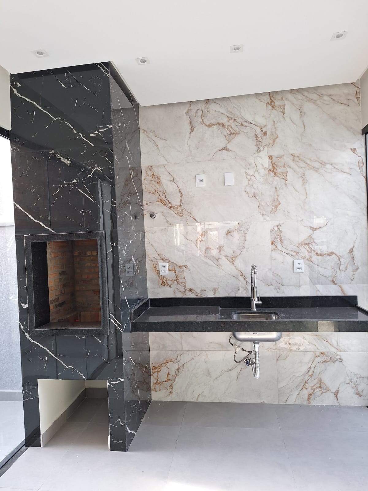 Imagem Casa de Condomínio com 3 Quartos à Venda, 160 m²em Quarenta Horas (Coqueiro) - Ananindeua