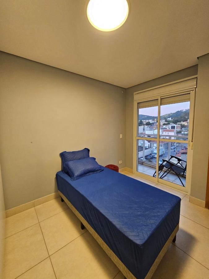 Imagem Apartamento com 2 Quartos à Venda, 131 m²em Centro - São Roque