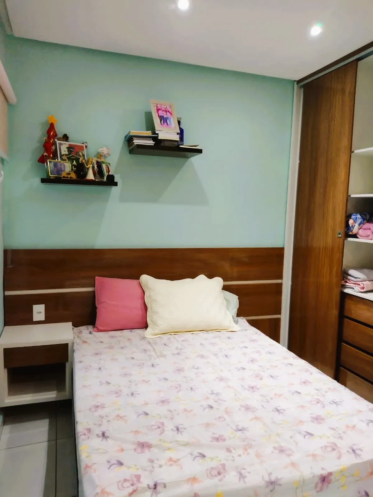 Foto do imóvel: Casa com 5 Quartos à Venda ou Locação, 303 m² em Planalto - Manaus