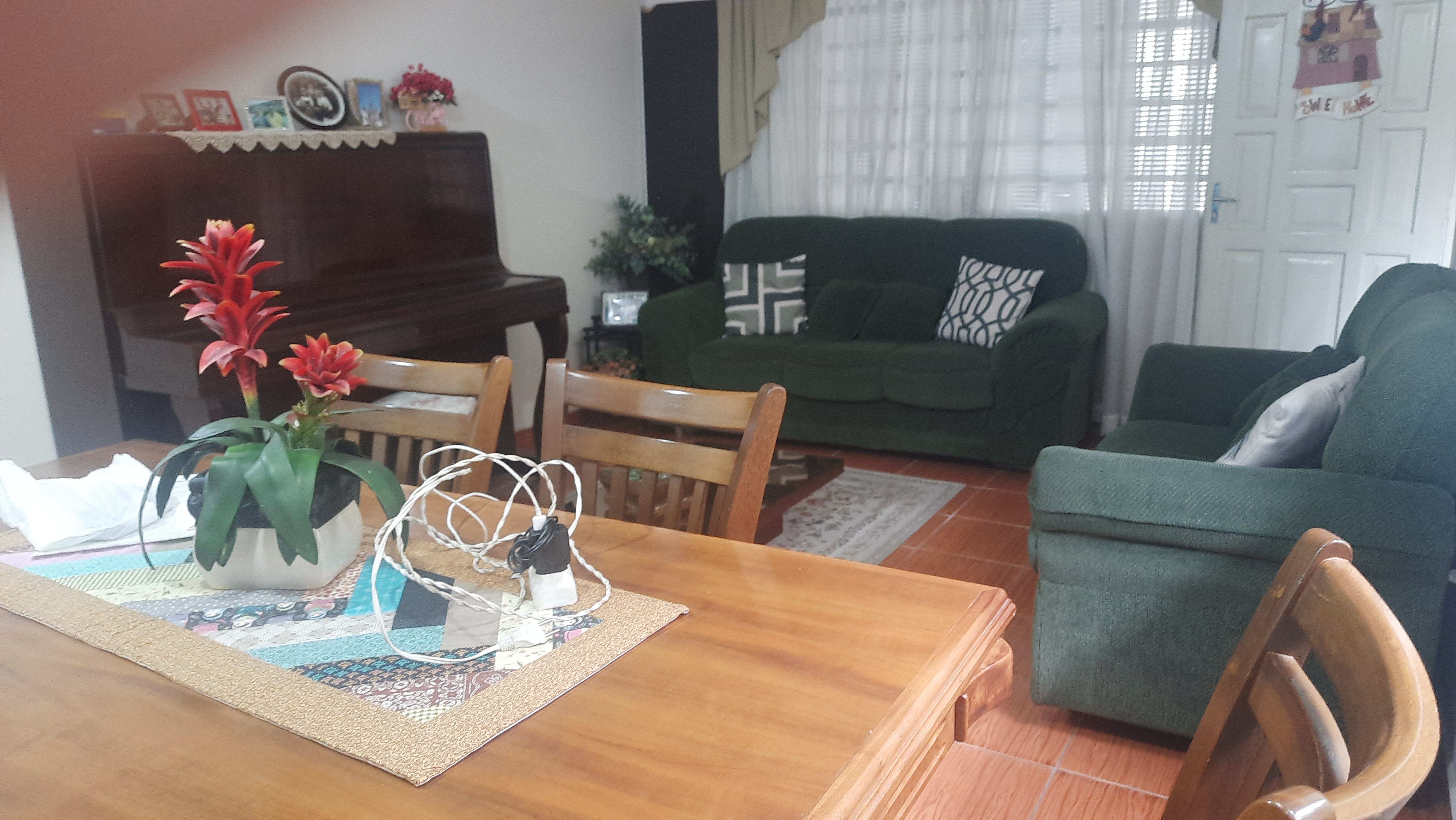 Imagem Casa com 3 Quartos à Venda, 110 m²em Vila Santos - Caçapava