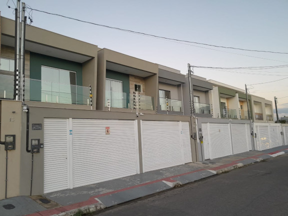 Imagem Casa com 3 Quartos à Venda, 133 m²em Colina de Laranjeiras - Serra