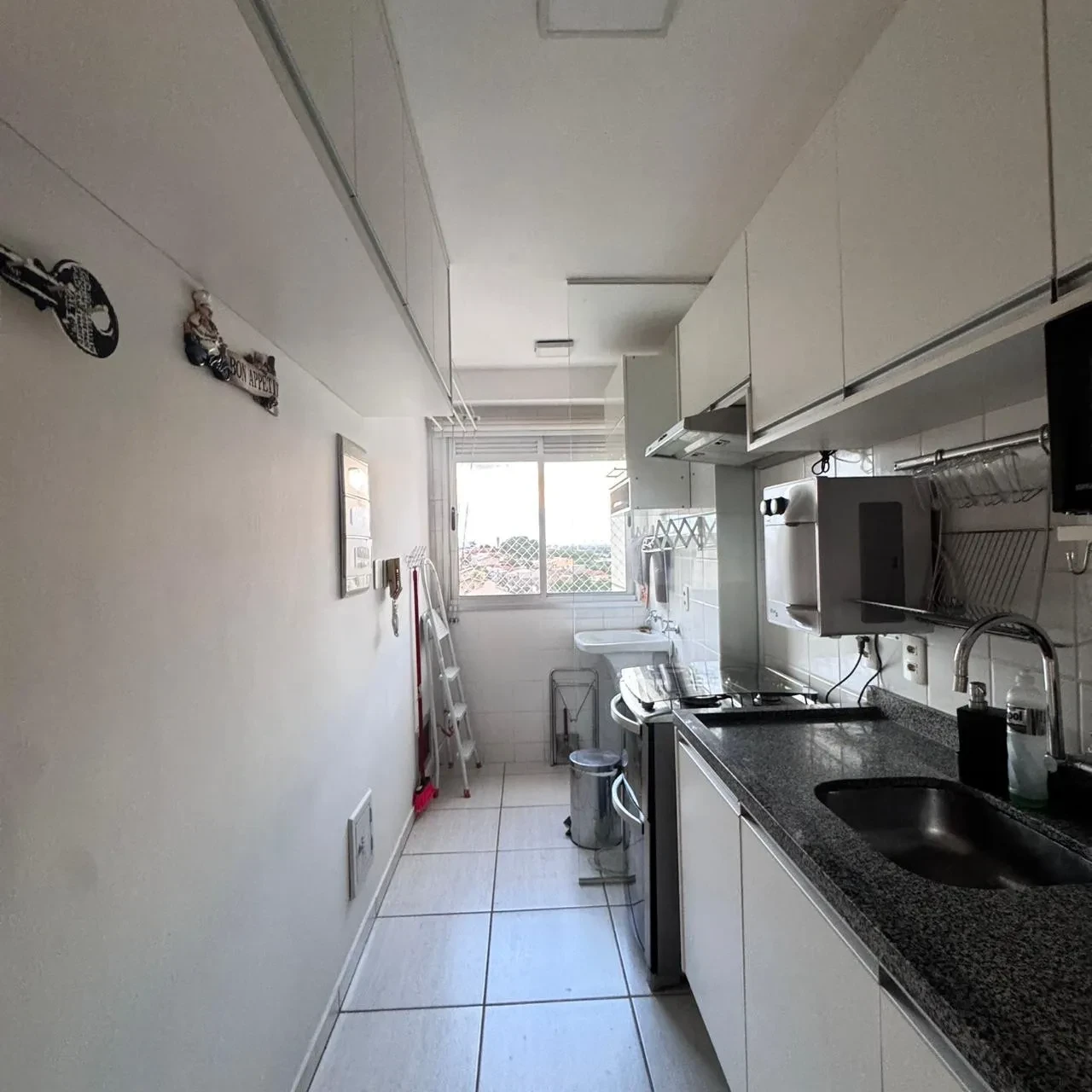 Imagem Apartamento com 3 Quartos à Venda, 72 m² em Poção - Cuiabá