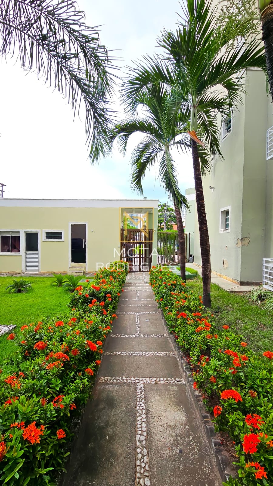 Imagem Casa de Condomínio com 3 Quartos à Venda, 120 m² em Engenheiro Luciano Cavalcante - Fortaleza