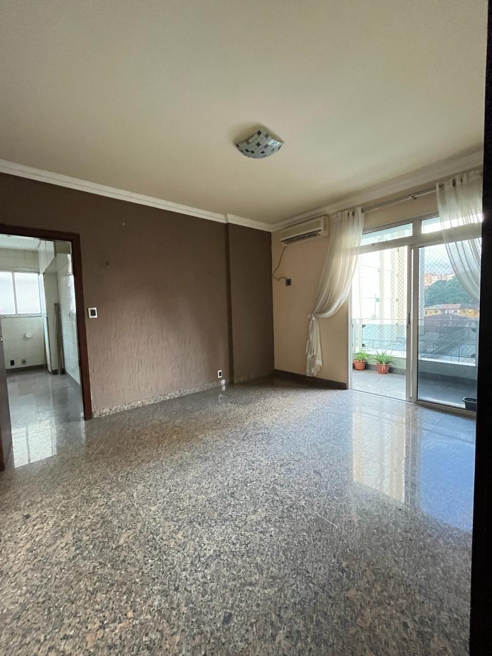 Imagem Apartamento com 4 Quartos à Venda, 240 m²em Umarizal - Belém