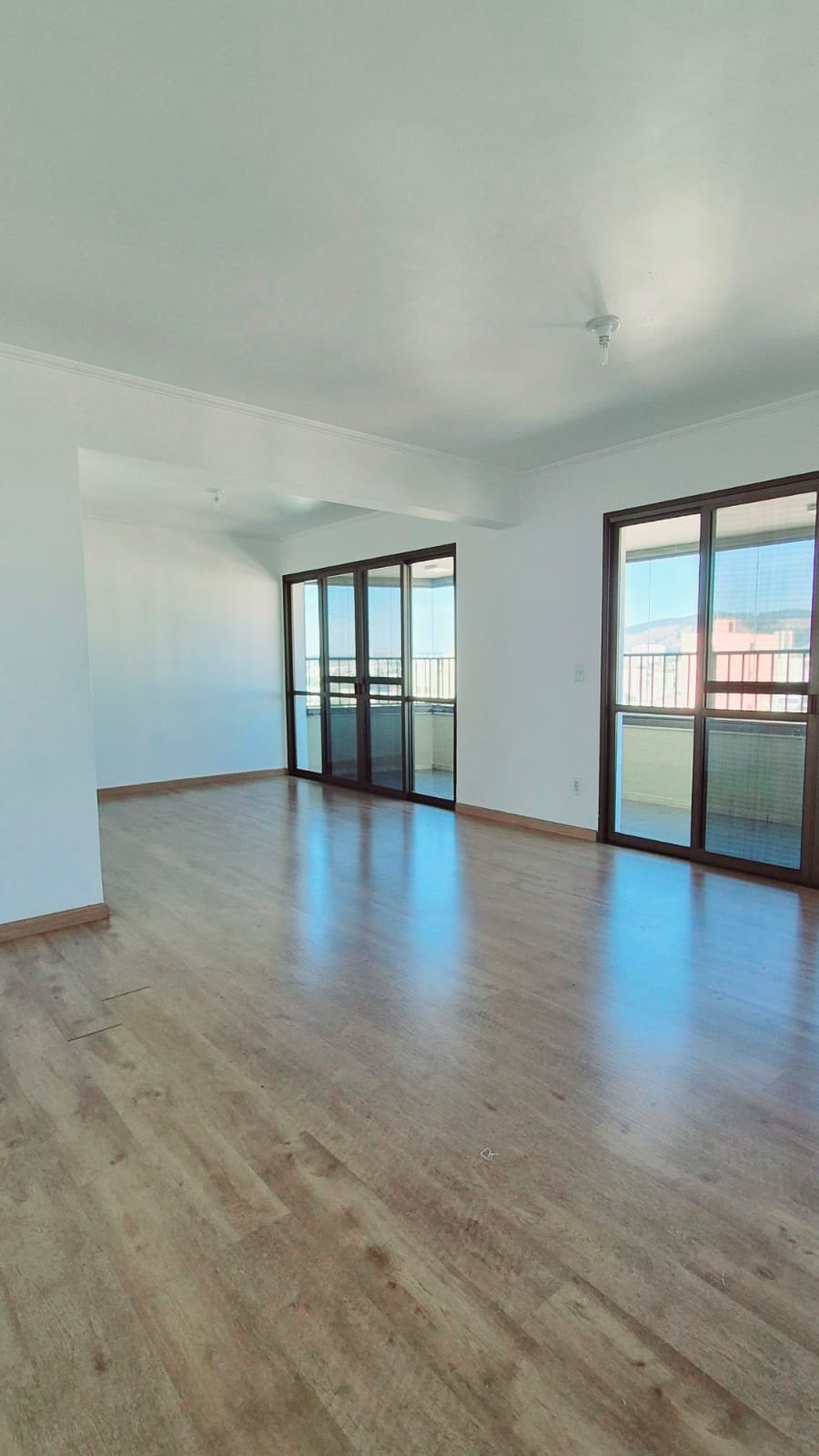 Imagem Apartamento com 3 Quartos à Venda, 178 m²em Centro - Jundiaí