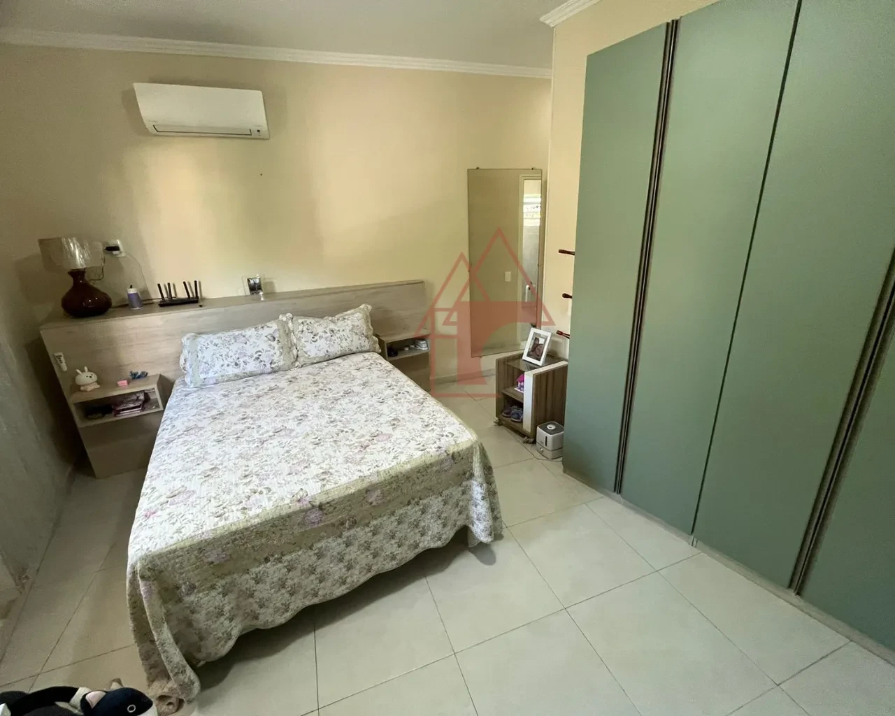Imagem Sobrado com 3 Quartos à Venda, 156 m² em Aparecida - Santos