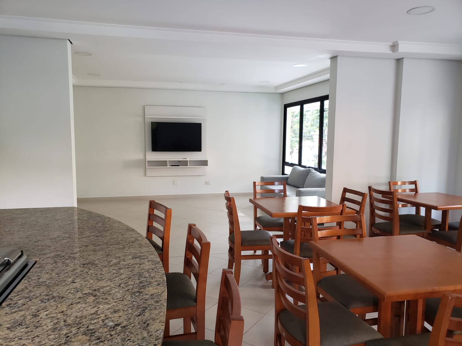 Imagem Apartamento com 3 Quartos à Venda, 103 m²em Moema - São Paulo