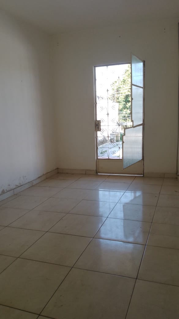 Imagem Casa com 3 Quartos à Venda, 100 m²em Santa Cruz - Rio de Janeiro