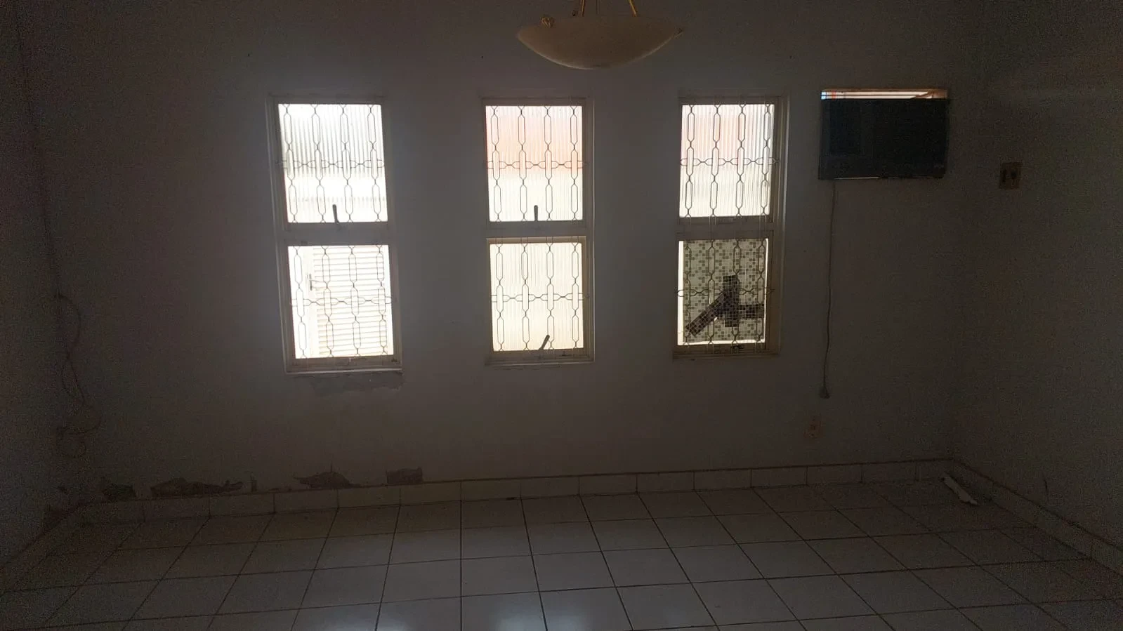 Imagem Casa com 3 Quartos para Alugar, 250 m² em Jardim das Américas - Cuiabá
