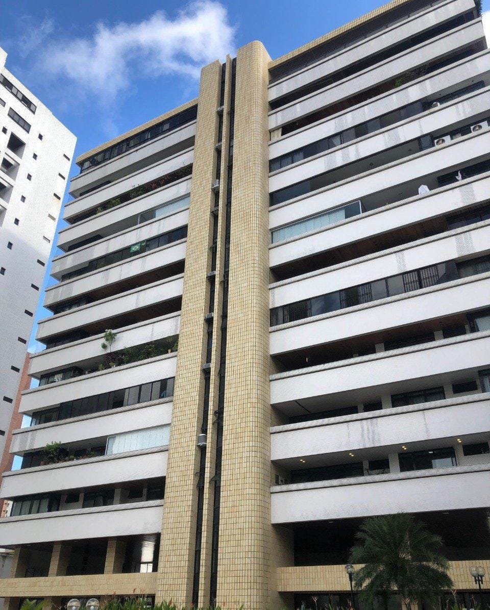 Apartamento com 4 Quartos à Venda, 240 m²em Meireles - Fortaleza