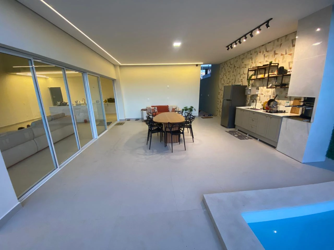 Imagem Casa com 4 Quartos à Venda, 280 m² em Interlagos - Vila Velha 