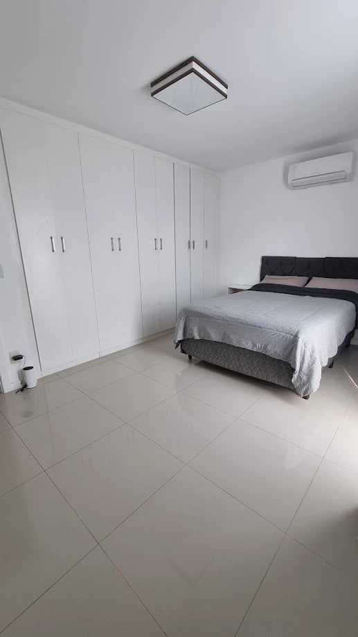 Imagem Casa de Condomínio com 4 Quartos à Venda, 160 m² em Recreio dos Bandeirantes - Rio de Janeiro