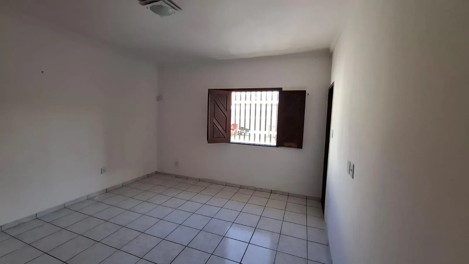 Imagem Casa com 3 Quartos à Venda, 280 m² em Cohaserma - São Luís