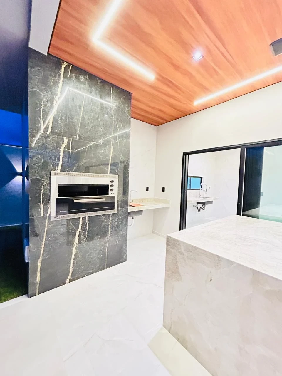 Foto do imóvel: Casa de Condomínio com 5 Quartos à Venda, 400 m² em Coaçu - Fortaleza