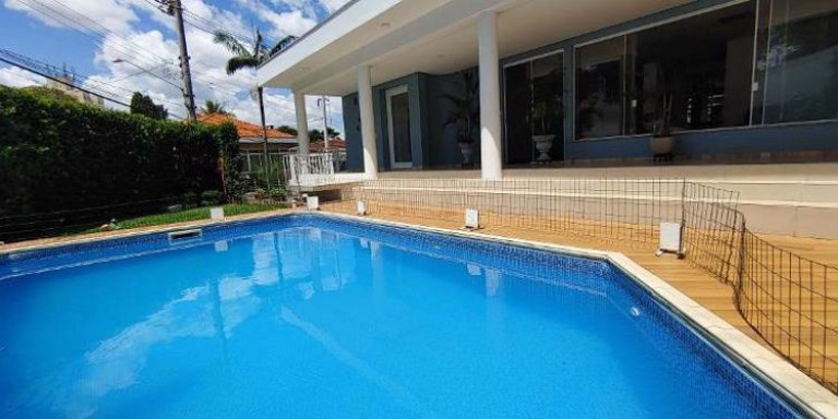 Imagem Casa com 5 Quartos à Venda,  em Vila Albertina - São Paulo