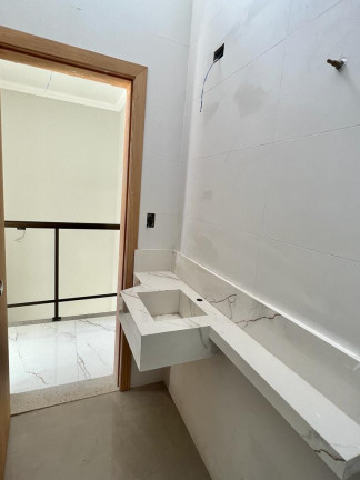 Foto do imóvel: Casa com 3 Quartos à Venda, 141 m² em Santa Amélia - Belo Horizonte