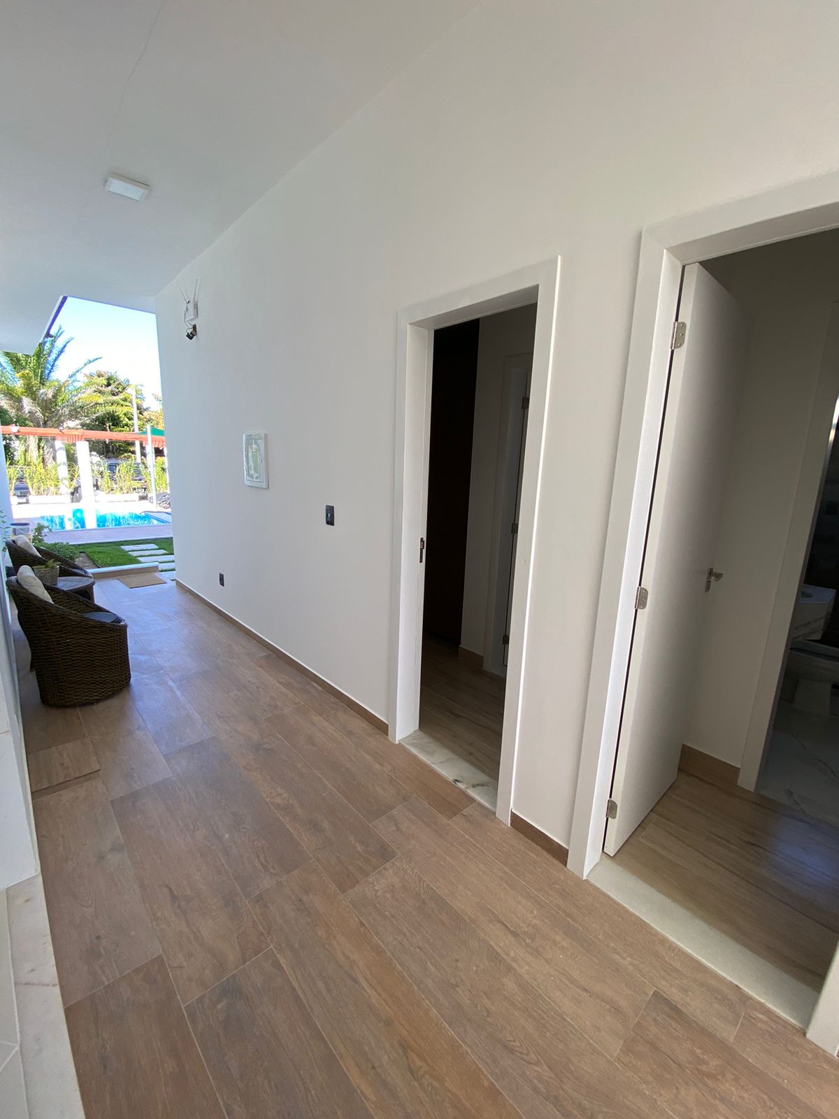 Imagem Casa de Condomínio com 5 Quartos para Alugar, 190 m²em Busca Vida (Abrantes) - Camaçari