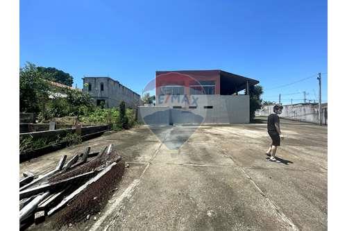 Imagem Galpão à Venda ou Locação, 296 m²em Bom Retiro - São José dos Campos