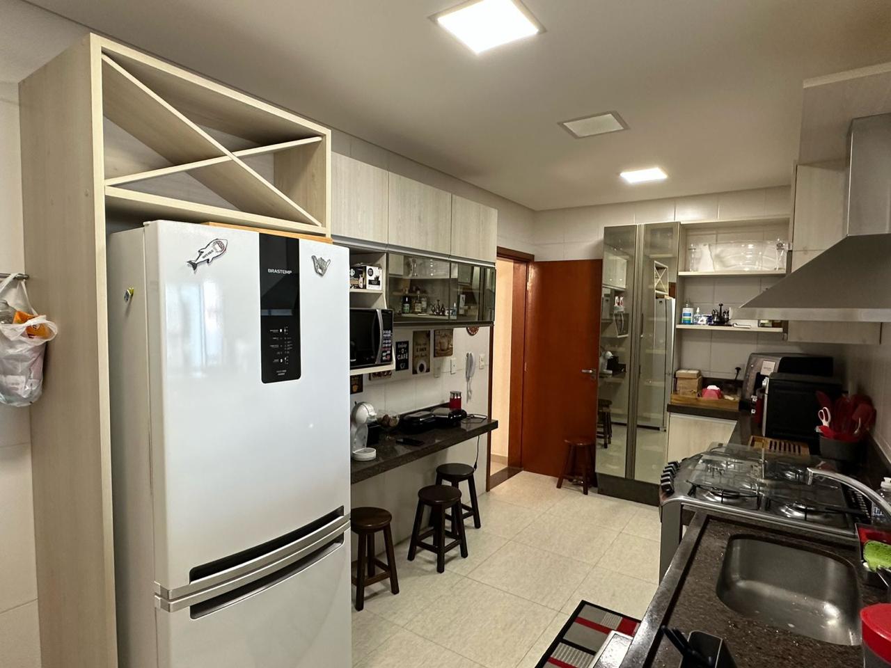 Foto do imóvel: Apartamento com 4 Quartos à Venda, 232 m² em Guilhermina - Praia Grande