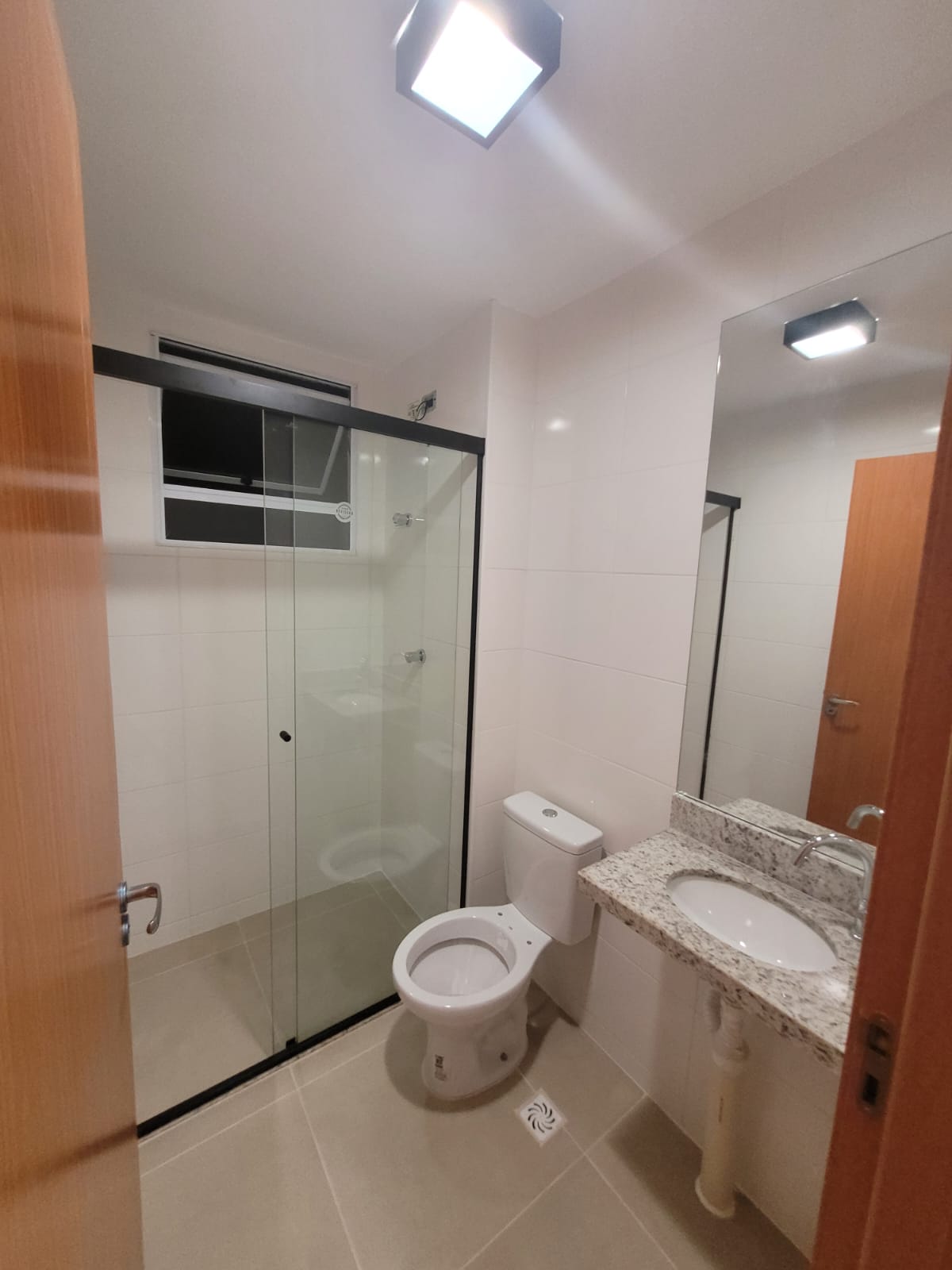 Imagem Apartamento com 2 Quartos para Alugar, 63 m²em Buraquinho - Lauro de Freitas