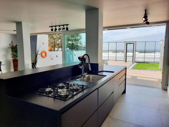 Imagem Casa com 7 Quartos à Venda, 390 m² em Balneário Perequê  - Porto Belo