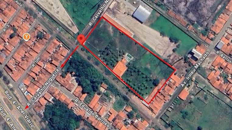 Casa com 3 Quartos à Venda, 1.000 m² em Siqueira - Maracanaú