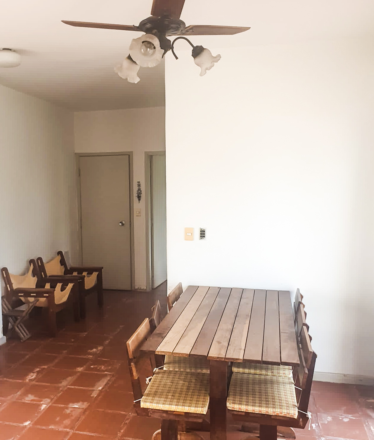 Imagem Apartamento com 1 Quarto à Venda, 46 m² em Enseada - Guarujá
