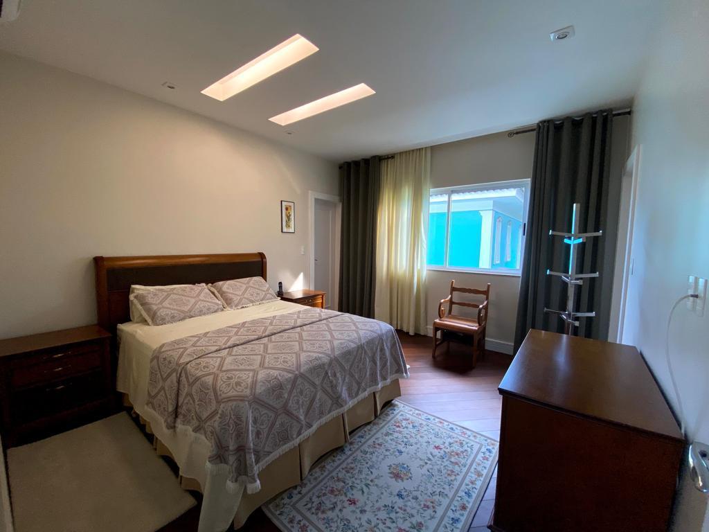 Foto do imóvel: Casa de Condomínio com 6 Quartos à Venda, 700 m² em Barra da Tijuca - Rio de Janeiro