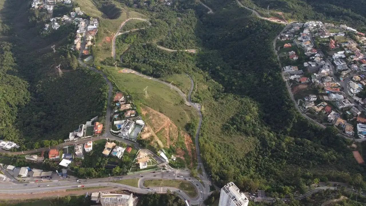 Imagem Terreno à Venda, 5.377 m² em  - 