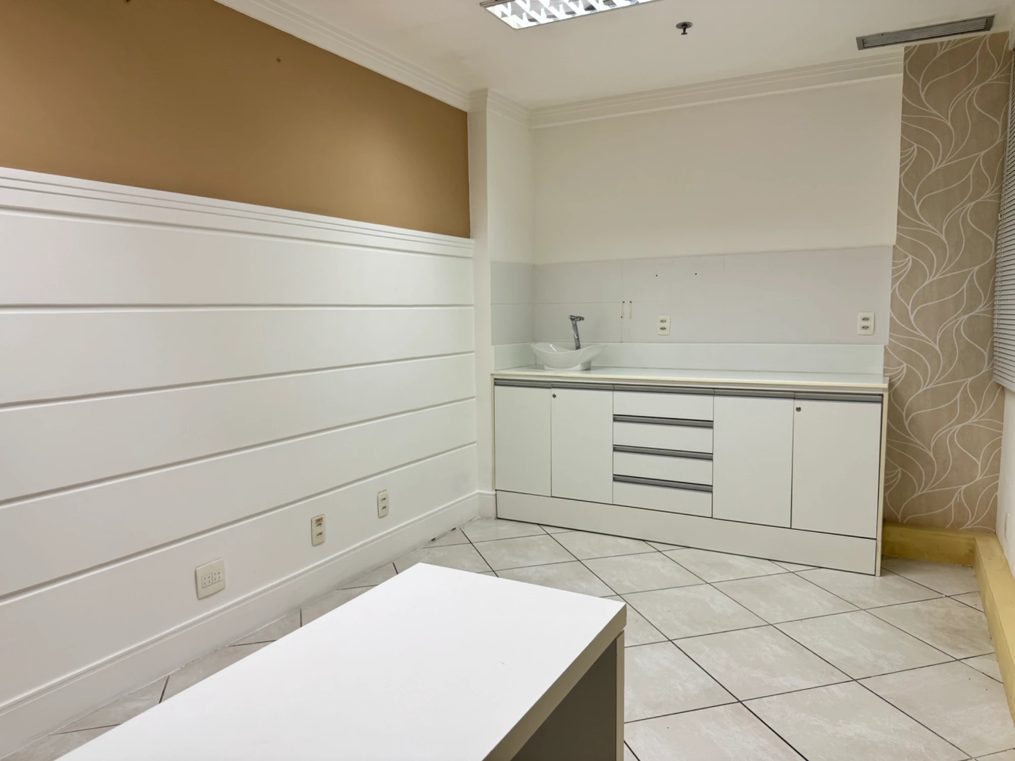 Imagem Sala Comercial à Venda, 24 metro em Flamengo - Rio de Janeiro
