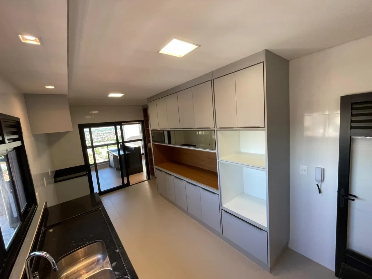 Imagem Apartamento com 4 Quartos para Alugar, 257 m² em Jardim Sumaré - Araçatuba