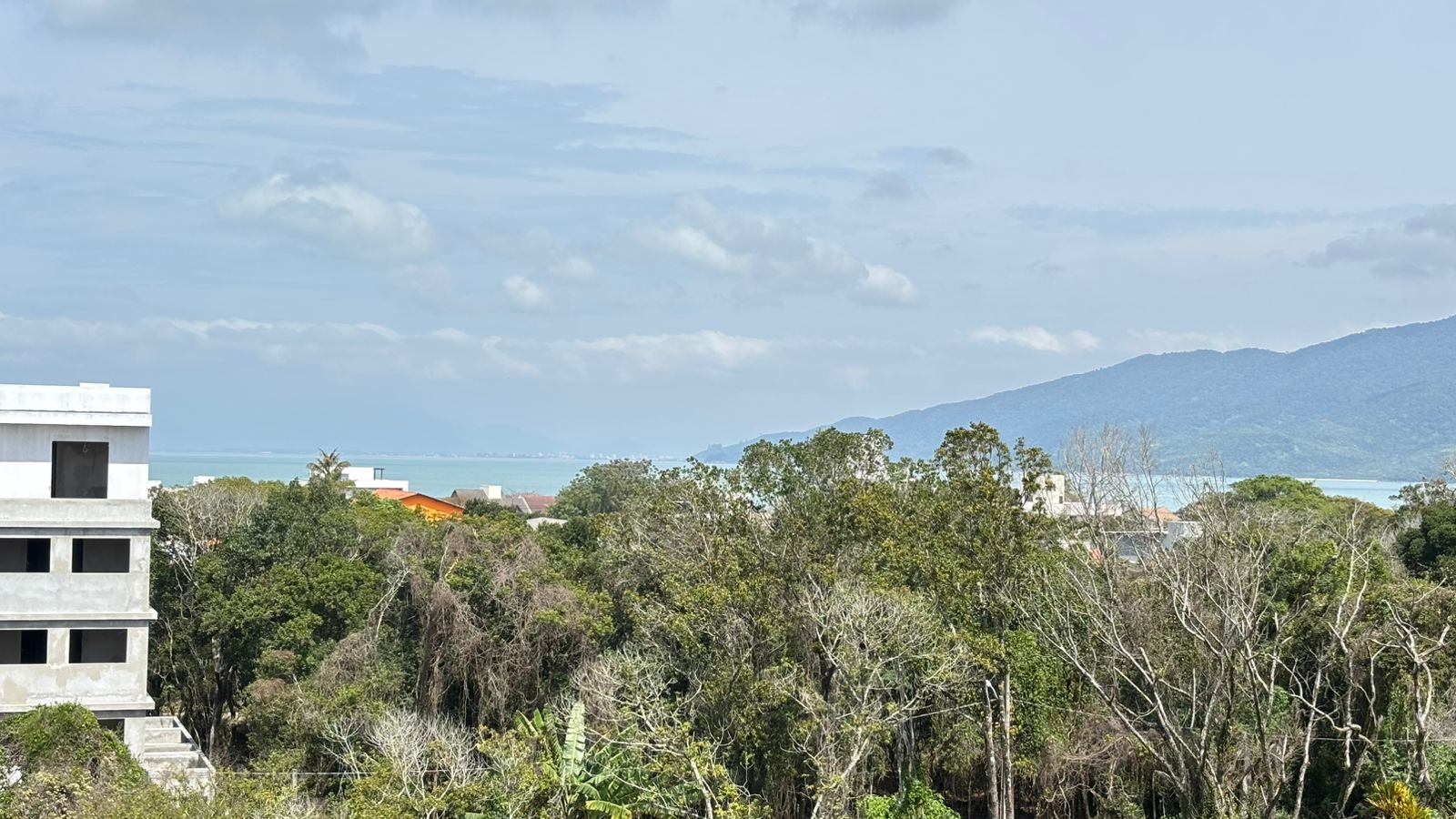 Imagem Apartamento com 2 Quartos à Venda, 81 m² em Bombinhas - Bombinhas