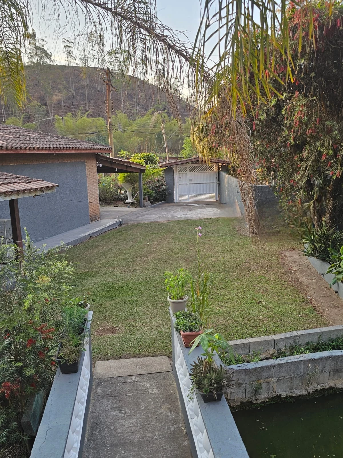 Imagem Chácara com 3 Quartos à Venda, 300 m² em Jundiaizinho (Terra Preta) - Mairiporã
