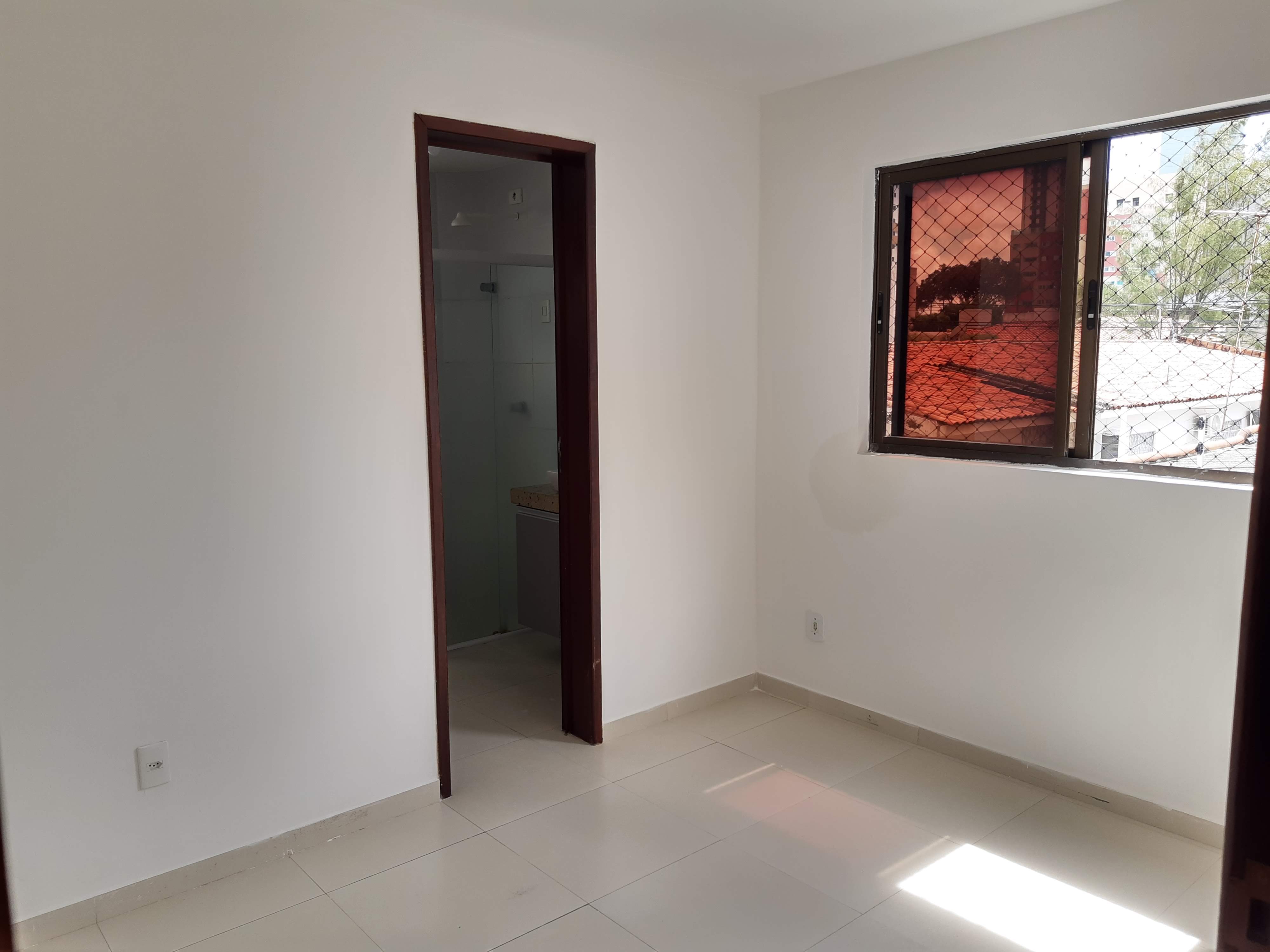 Imagem Apartamento com 2 Quartos à Venda, 58 m²em Miramar - João Pessoa
