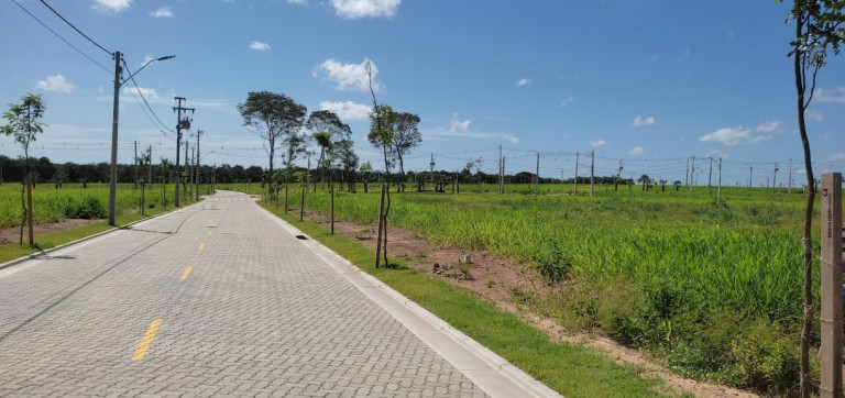 Imagem Terreno à Venda, 275 metros em Cidade Alpha - Eusébio
