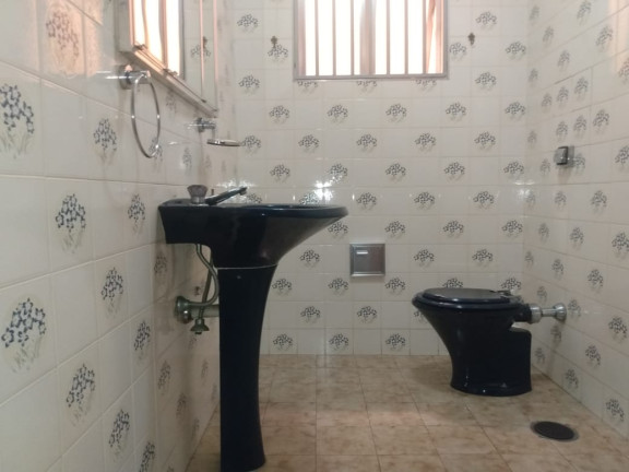 Imagem Sobrado com 3 Quartos à Venda, 170 m²em Vila Scarpelli - Santo André