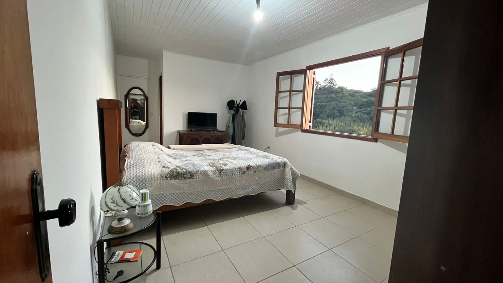 Imagem Casa com 4 Quartos à Venda, 182 m²em São Luiz (Polvilho) - Cajamar