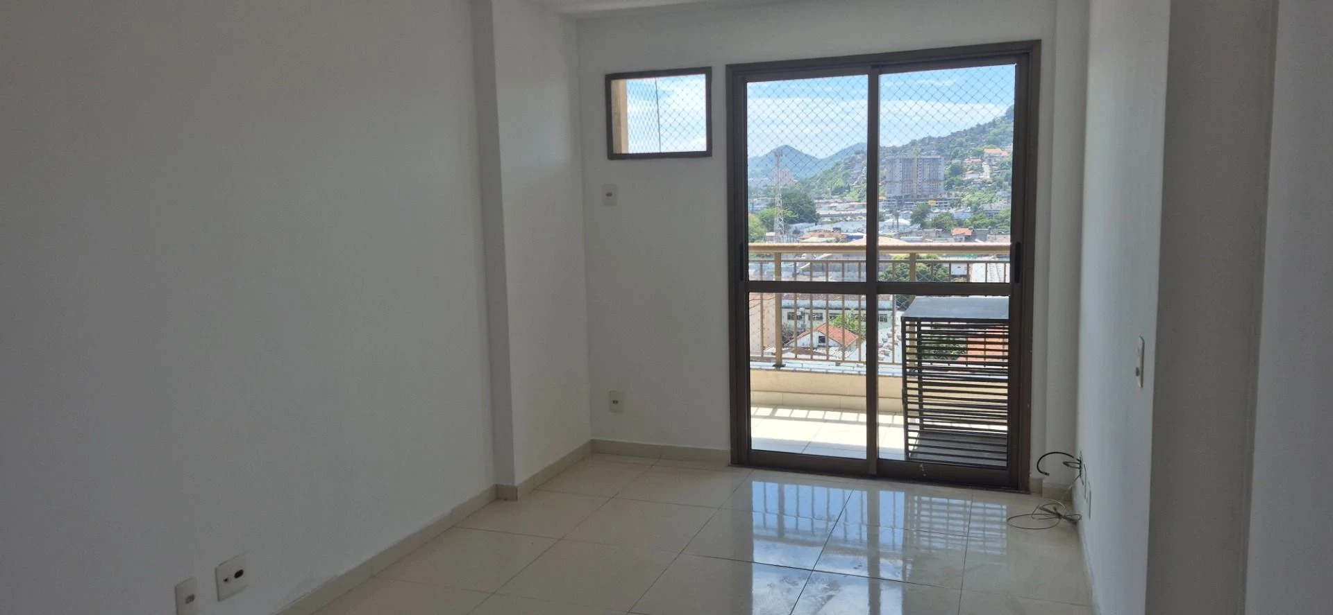 Imagem Apartamento com 2 Quartos à Venda, 75 m² em Centro - Niterói