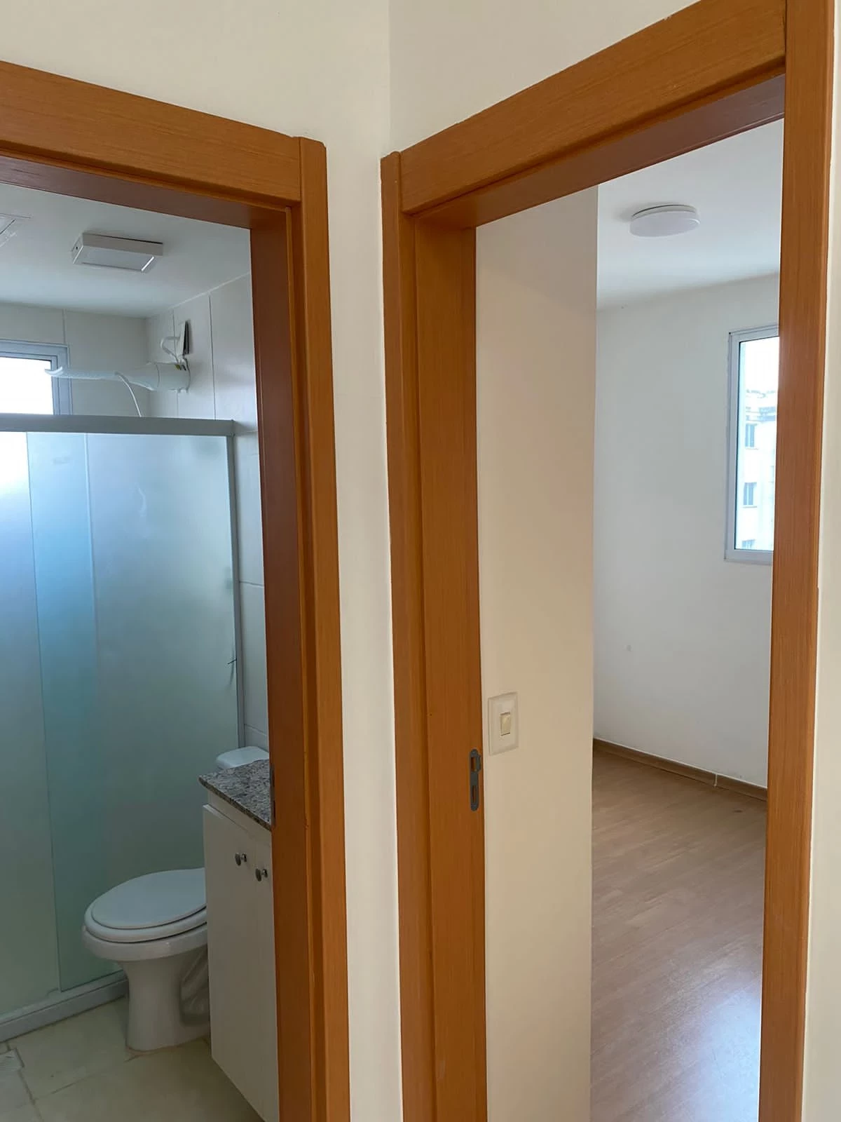 Imagem Apartamento com 2 Quartos para Alugar, 60 m² em Buraquinho - Lauro de Freitas