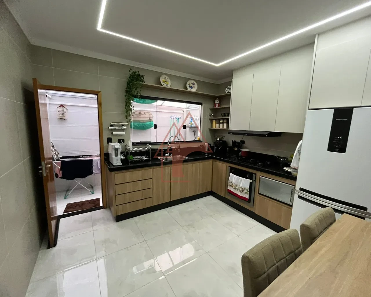 Imagem Sobrado com 2 Quartos à Venda, 70 m² em Vila Ponte Nova - Cubatão