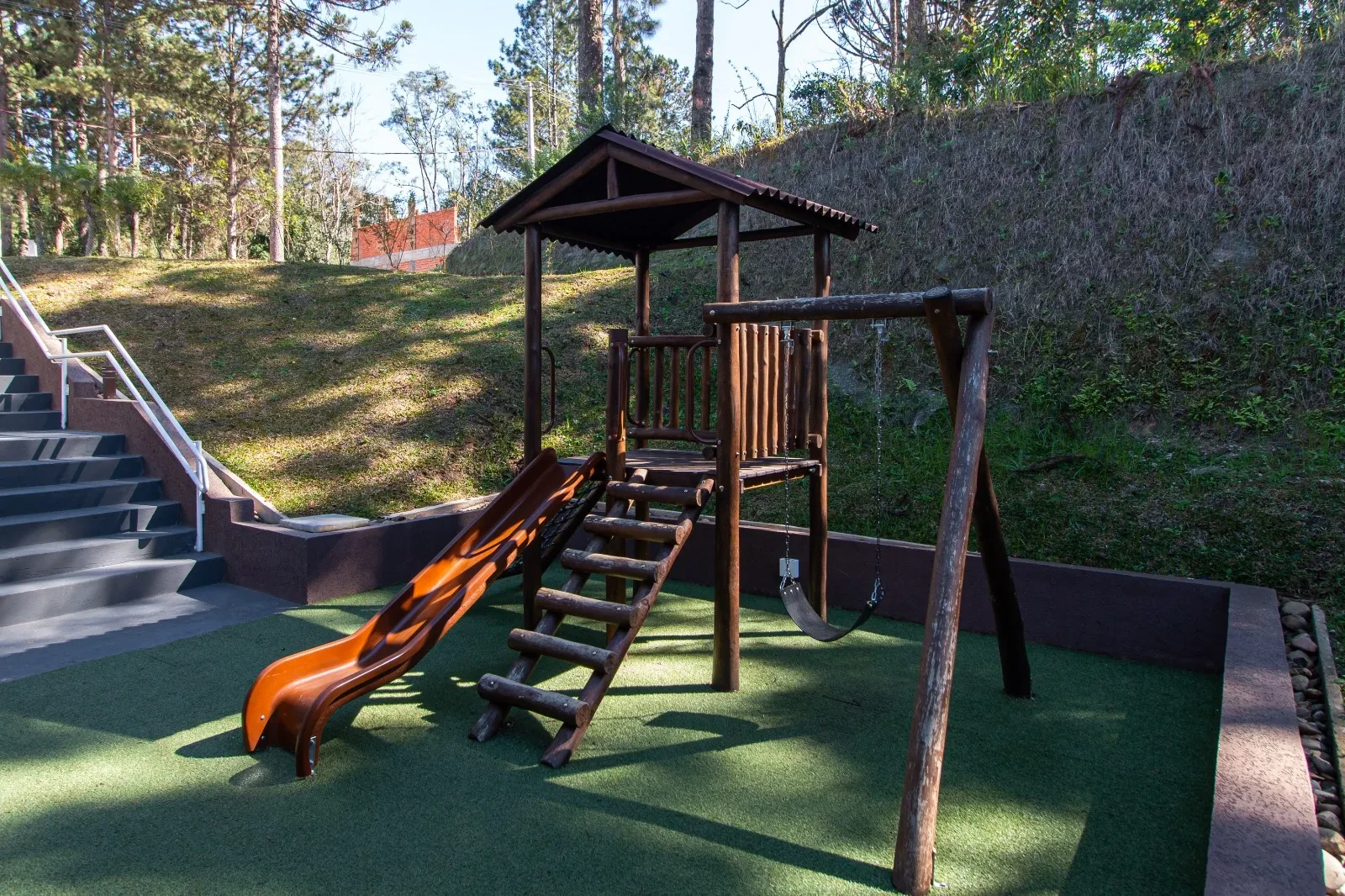 Imagem Terreno em Condomínio à Venda, 181 metros em Santa Cândida - Curitiba
