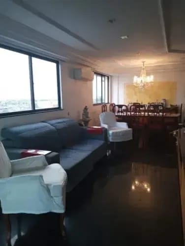 Imagem Apartamento com 3 Quartos para Alugar, 198 m²em Campina - Belém