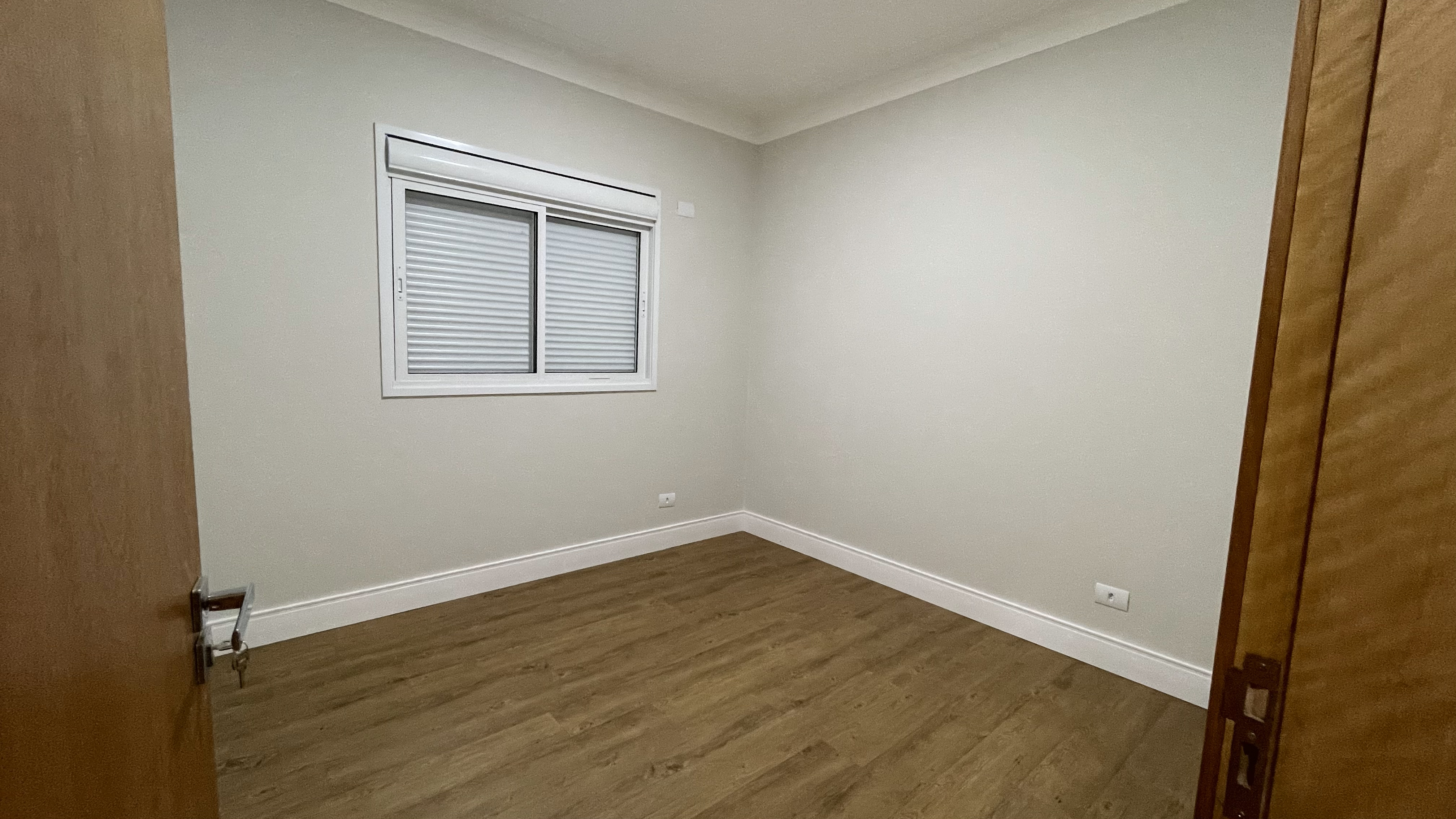 Imagem Casa com 3 Quartos à Venda, 140 m²em Jardim Munique - Maringá